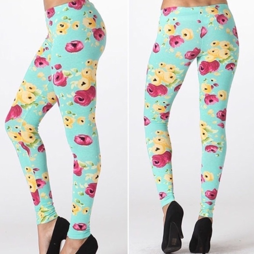 Mint Floral Print Leggings – Size Small – NWT
